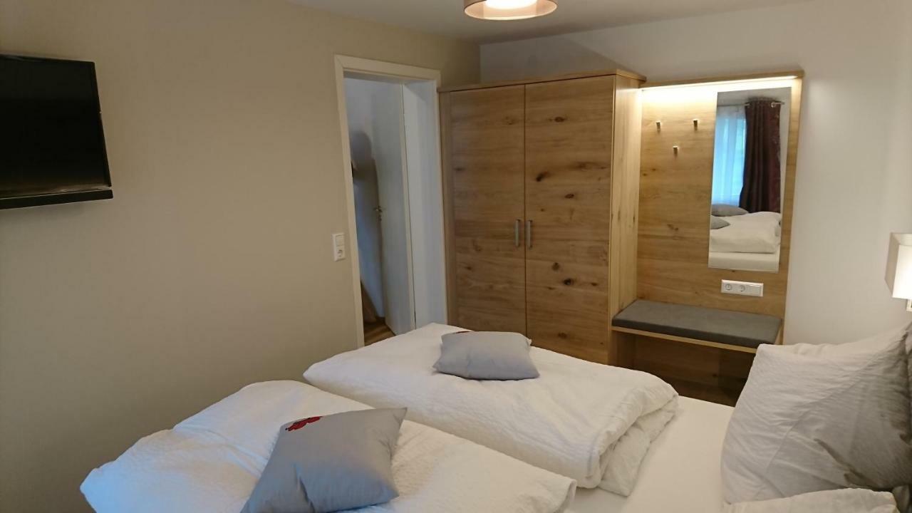 Traumhafte Ferienwohnung Mit Pool Steinen  Exterior photo